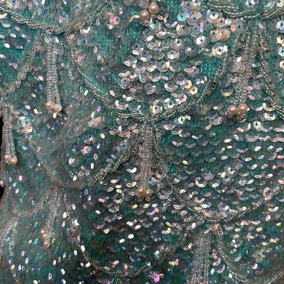 Vintage Cardell Incredible sequin and beaded tank 🤩 - Picture 4 of 10